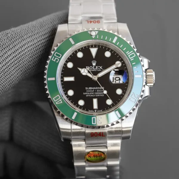 Photo 4 - Men Replica Rolex Rolex Submariner 41mm Dial Black Green Bezel Ref.126610