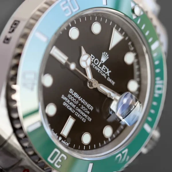 Photo 6 - Men Replica Rolex Rolex Submariner 41mm Dial Black Green Bezel Ref.126610