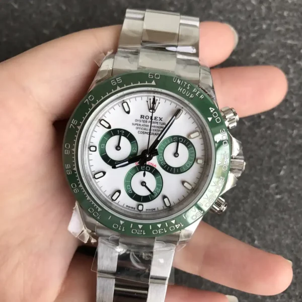 Photo 2 - Daytona Rolex Super Universe Chronograph Daytona ref.116500 Green Bezel