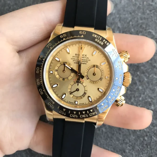 Photo 3 - Daytona Rolex Super Universe Chronograph Daytona ref.116518 Gold Dial