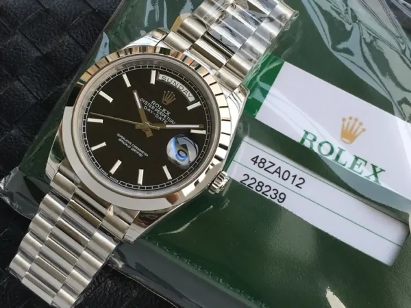 Photo 2 - Day-Date Rolex Day-Date Ref. m228238 Black Dial Dome Bezel