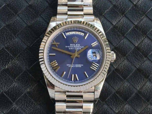 Photo 2 - Day-Date Rolex Day-Date Ref. m228238 Blue Dial