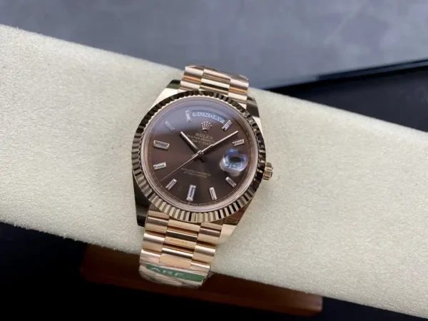 Photo 8 - Day-Date Rolex Day-Date Ref. m228238 Brown Ombre Dial