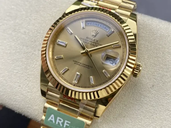 Photo 10 - Day-Date Rolex Day-Date Ref. m228238 Champagne Dial Fluted Bezel