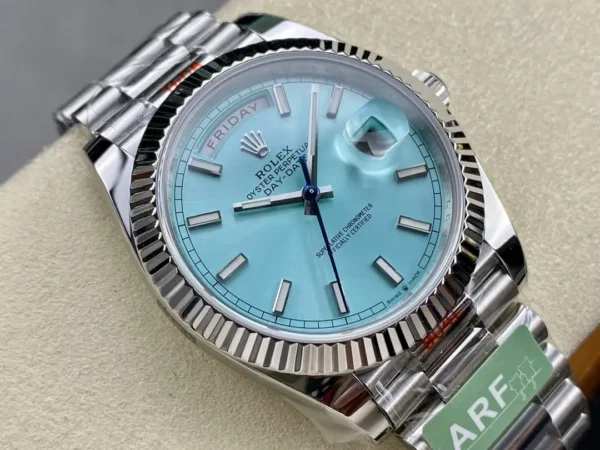 Photo 3 - Day-Date Rolex Day-Date Ref. m228238 Ice Blue Dial