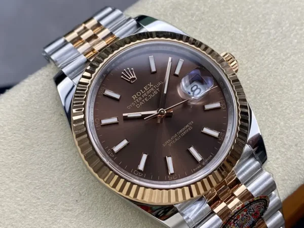 Photo 3 - Men Replica Rolex Rolex Datejust Ref. m126331 41mm Chocolate Dial Jubilee Bracelet