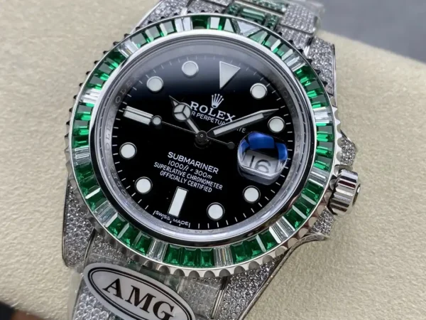 Photo 4 - Diamond Replica Rolex Rolex Submariner Iced Out Ref.126610LV Black Dial