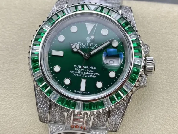 Photo 4 - Diamond Replica Rolex Rolex Submariner Iced Out Ref.116610LV Green Dial 40mm Green Bezel