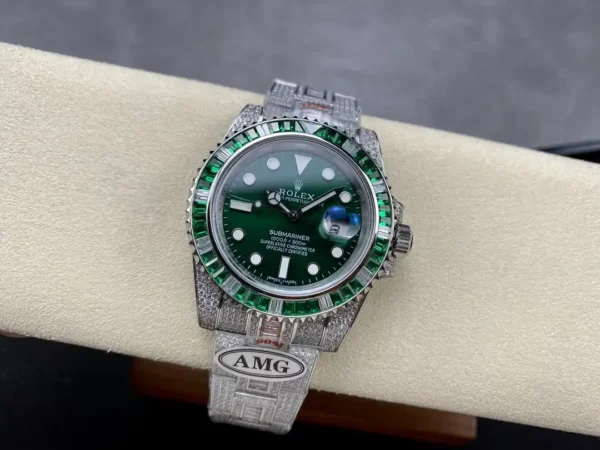 Photo 6 - Diamond Replica Rolex Rolex Submariner Iced Out Ref.116610LV Green Dial 40mm Green Bezel