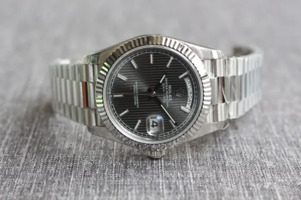 Photo 8 - Day-Date Rolex Day-Date Ref. 126331 Stripe Dark Rhodium Dial