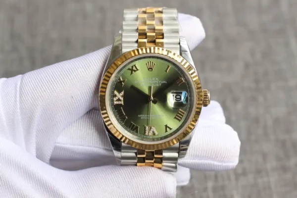 Photo 6 - Datejust Rolex Datejust Ref. 126331 41mm Green Dial