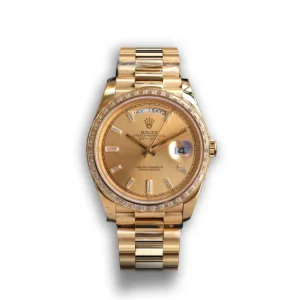 Photo 9 - Day-Date Rolex Day-Date Ref. m228238 Gold Dial