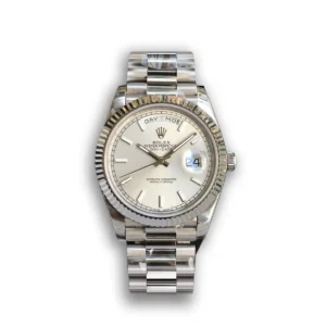 Photo 11 - Day-Date Rolex Day-Date Ref. m228238 Silver Dial Fluted Bezel