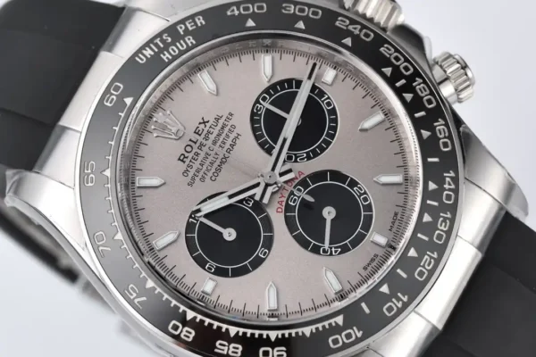 Photo 5 - Daytona Rolex Daytona Chronograph Ref. 126519 Grey Sunburst Dial