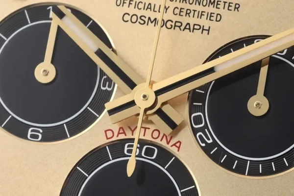 Photo 10 - Daytona Rolex Daytona Chronograph Ref. 126518 Yellow Gold