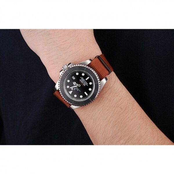 Photo 11 - Men Replica Rolex Rolex Submariner Ref.621387 41mm Black Dial