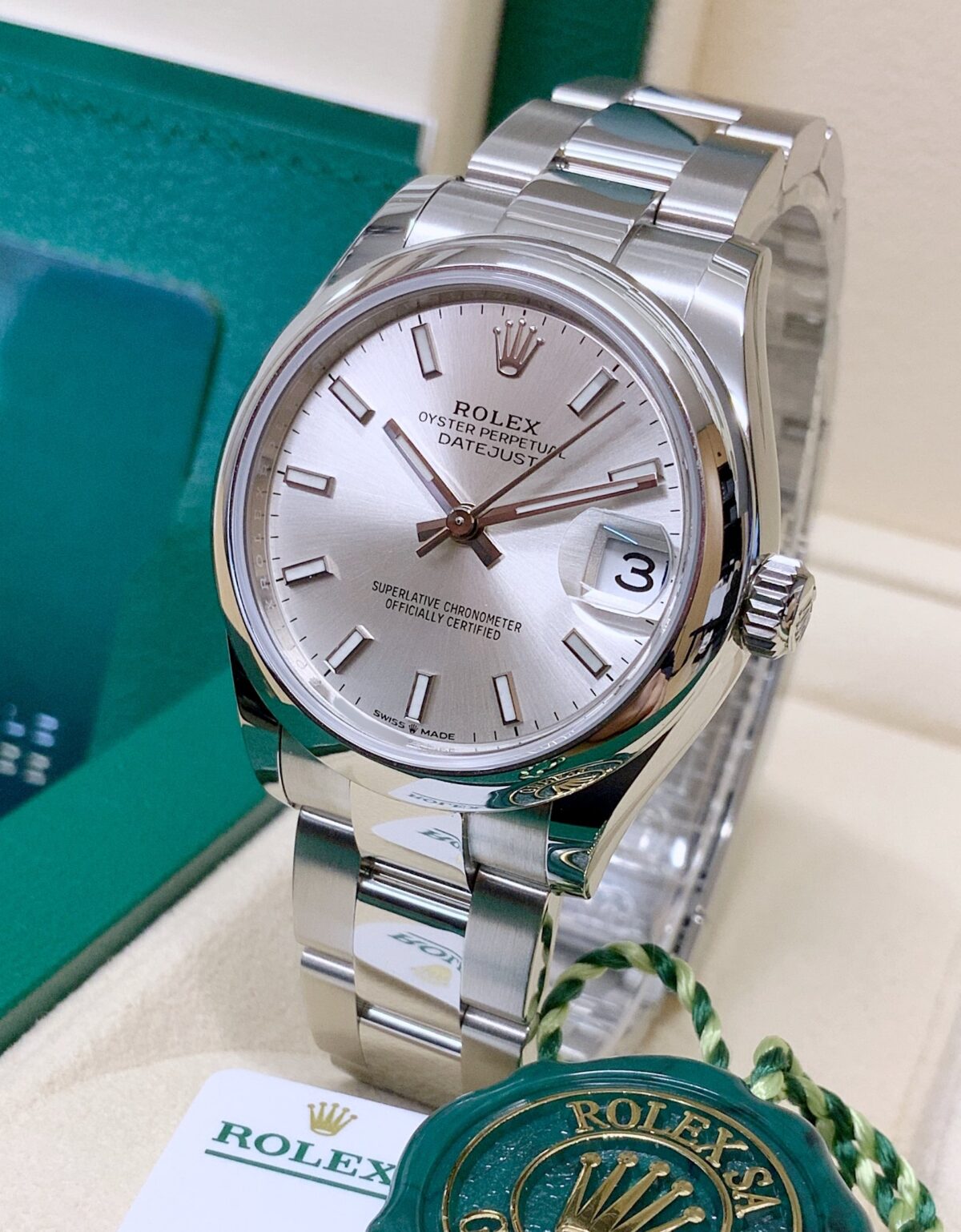 Replica Rolex Datejust 31mm Silver Dial 278240 - Best shop to buy a Fake Rolex