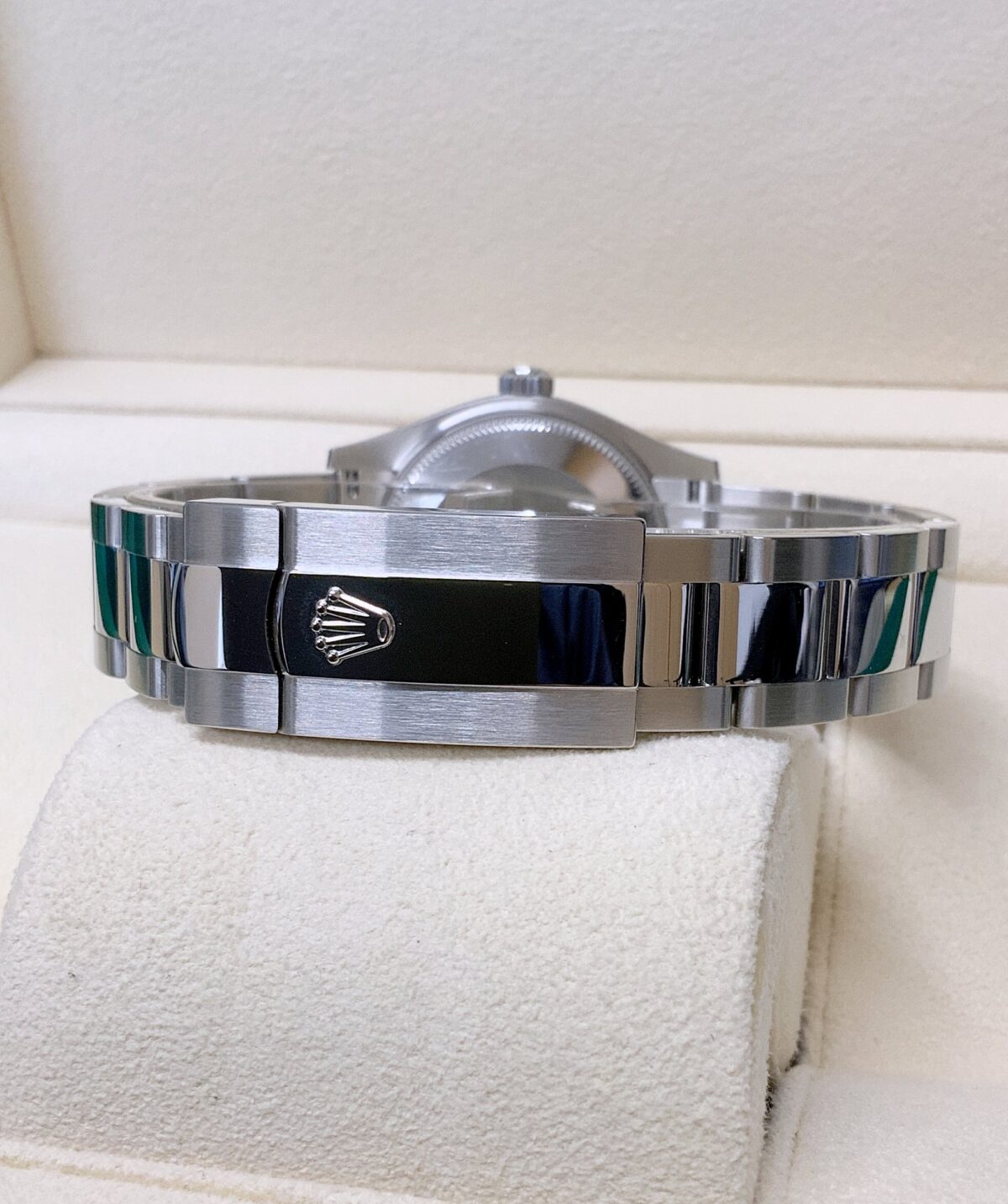 Replica Rolex Datejust 31mm Silver Dial 278240 - Best shop to buy a Fake Rolex