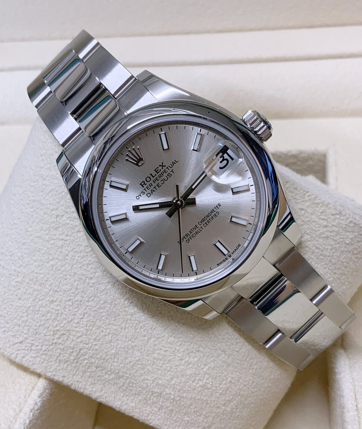 Replica Rolex Datejust 31mm Silver Dial 278240 - Best shop to buy a Fake Rolex