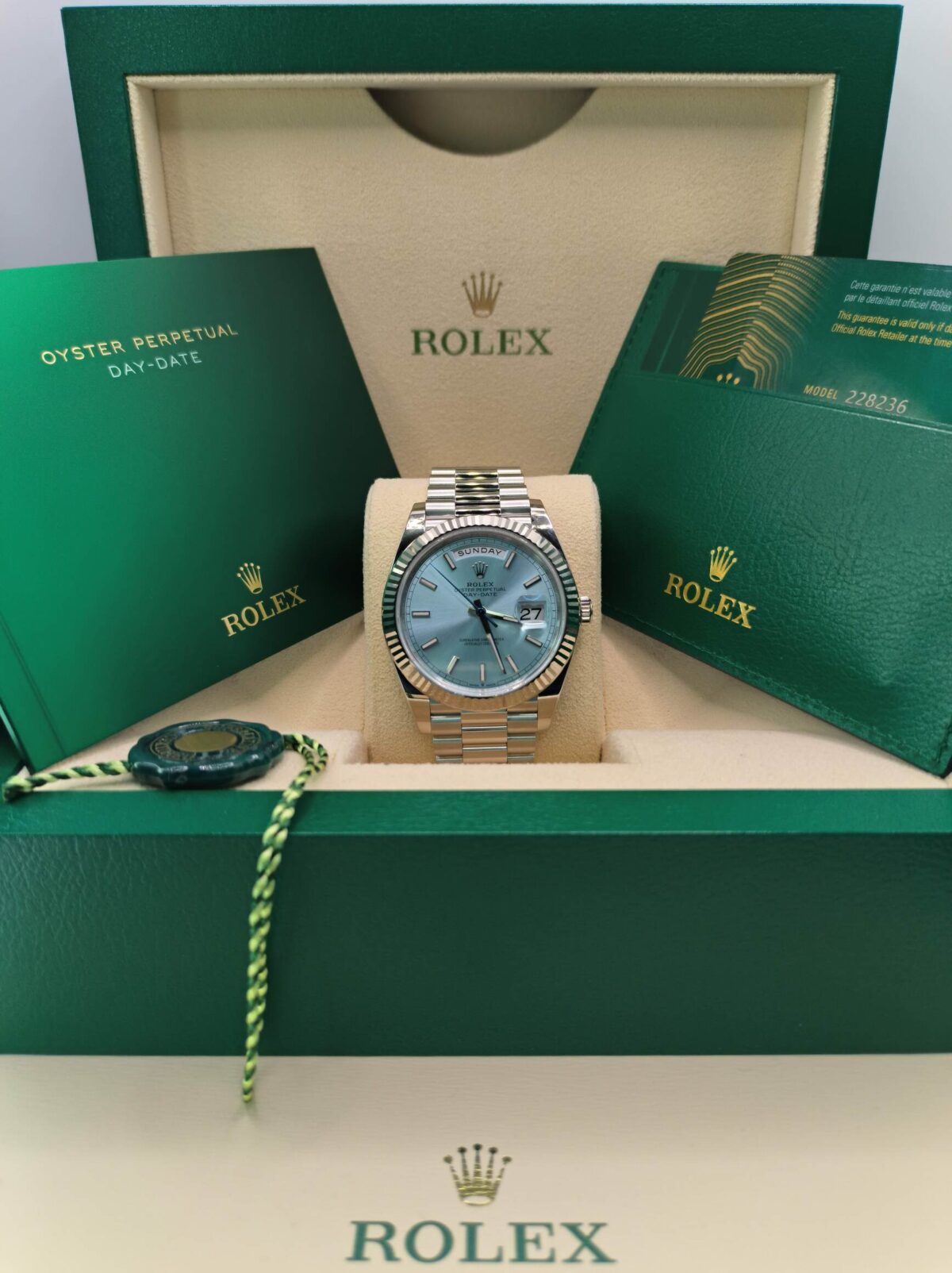 Replica Rolex Day-Date 40 mm Ice blue Dial 228236 - Best shop to buy a Fake Rolex