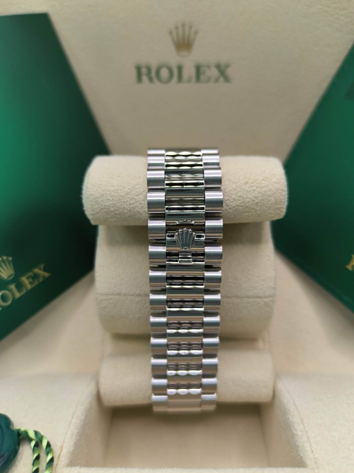 Replica Rolex Day-Date 40 mm Ice blue Dial 228236 - Best shop to buy a Fake Rolex