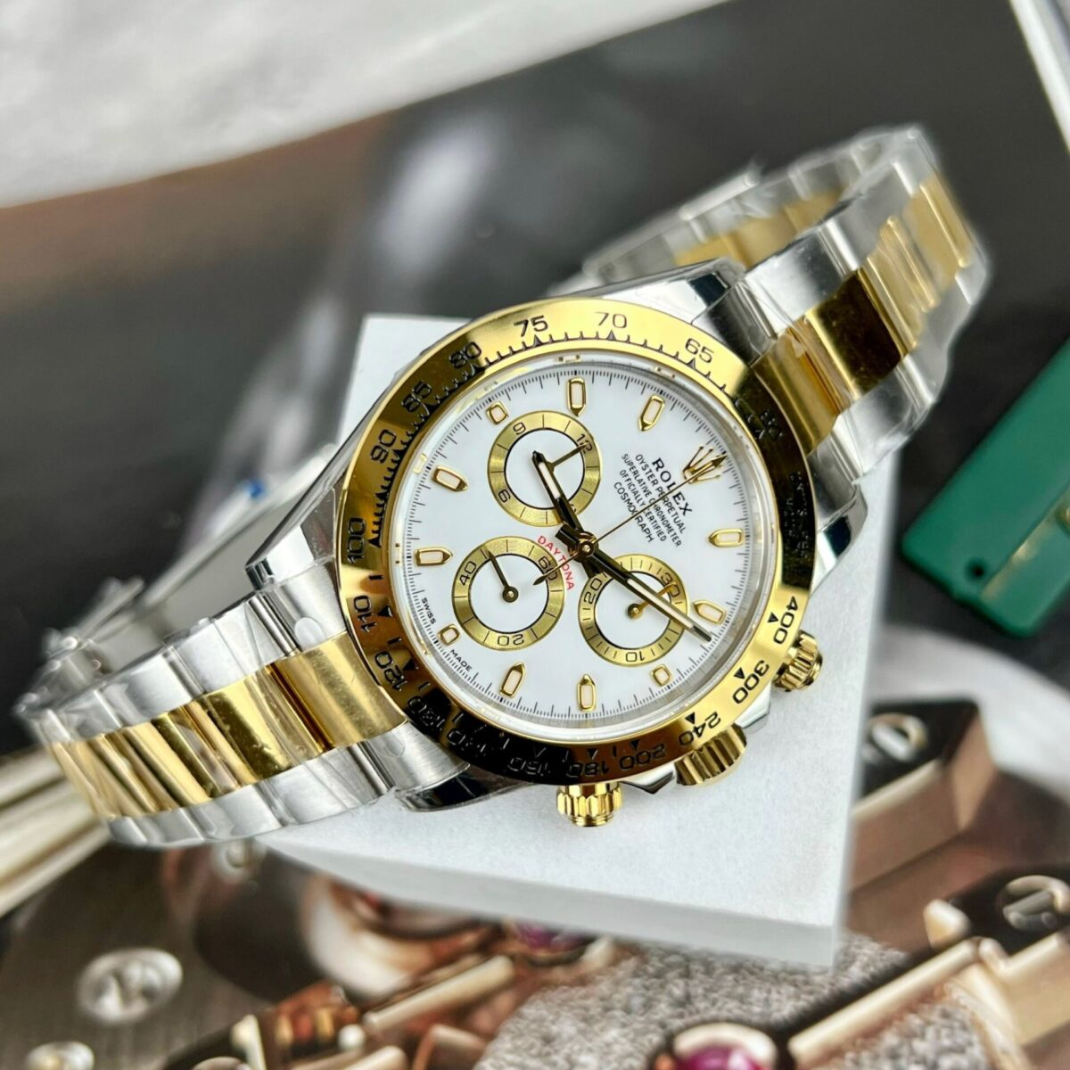 Replica Rolex Daytona 40 mm White Dial 126503 - Best shop to buy a Fake Rolex