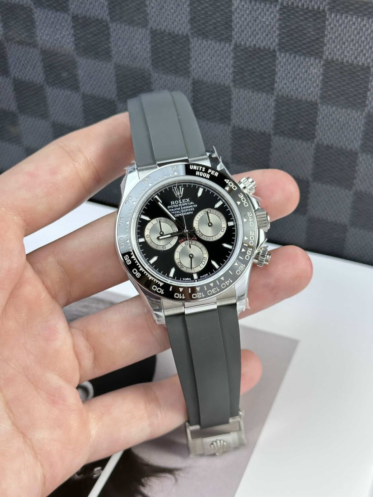 Replica Rolex Daytona 40 mm black Dial 126519LN - Best shop to buy a Fake Rolex