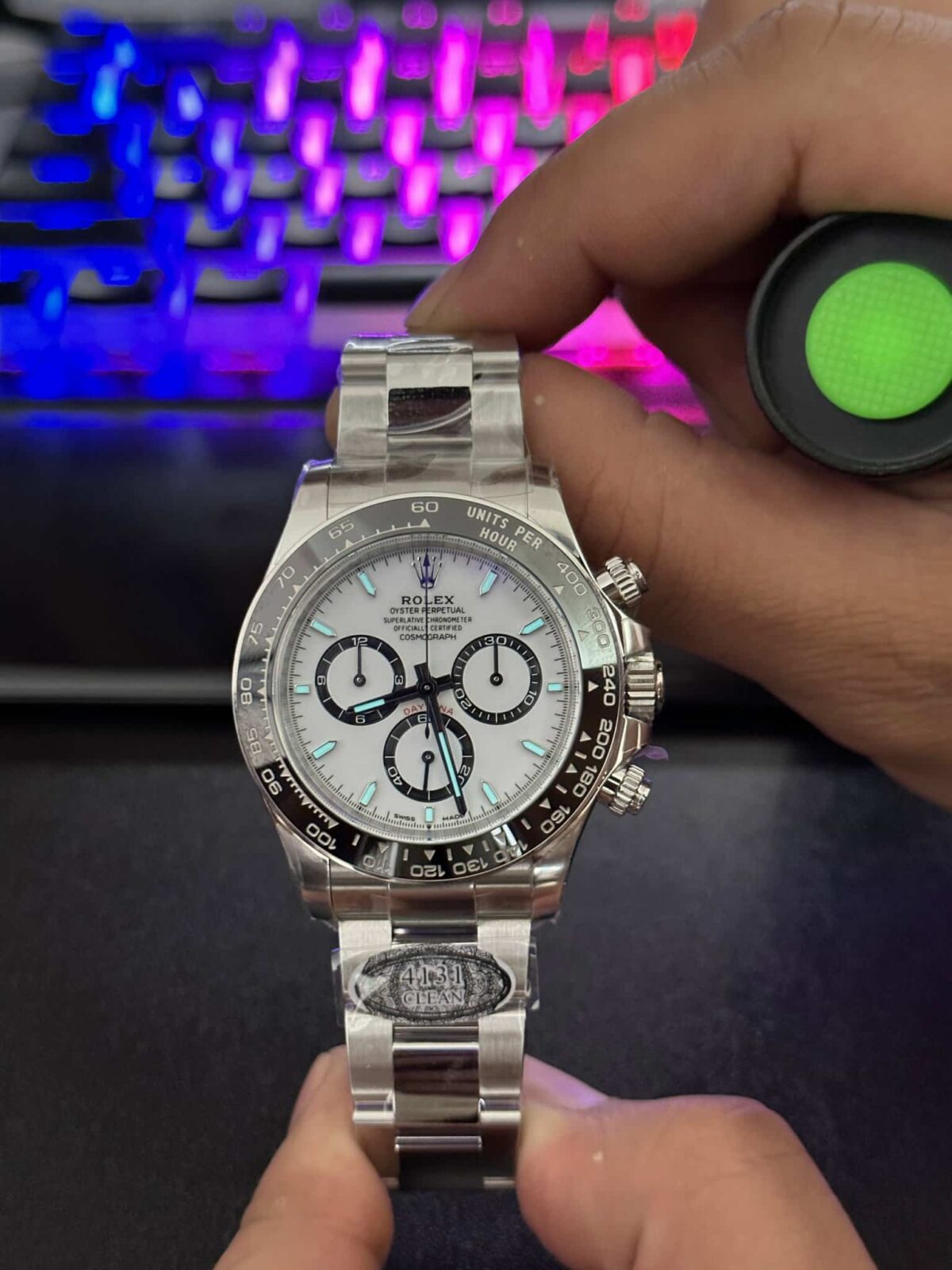 Replica Rolex Daytona "Panda" 40 mm White Dial 126500LN - Best shop to buy a Fake Rolex