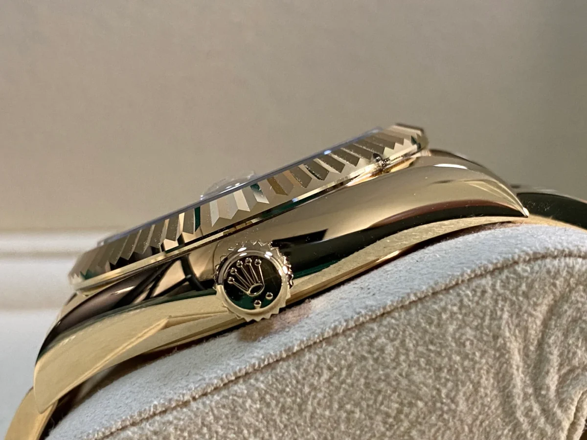 Replica Rolex Sky-Dweller 42 mm Champagne Dial 336938 - Best shop to buy a Fake Rolex