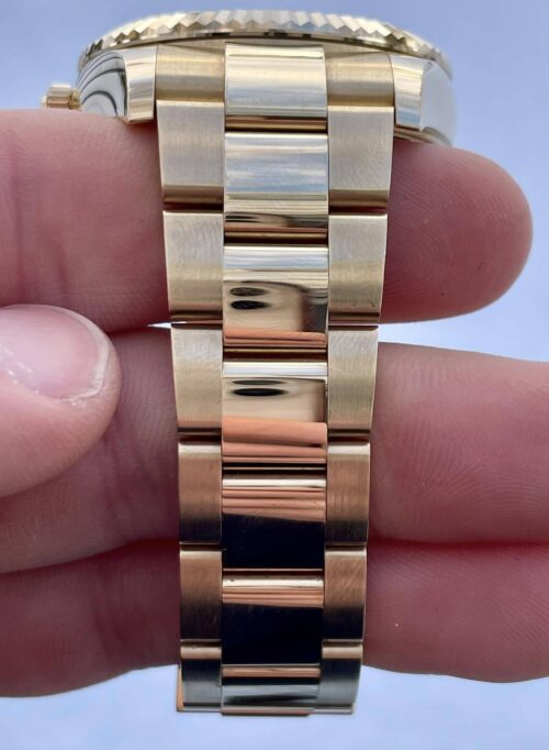 Replica Rolex Sky-Dweller 42 mm Intense white Dial 336938 - Best shop to buy a Fake Rolex
