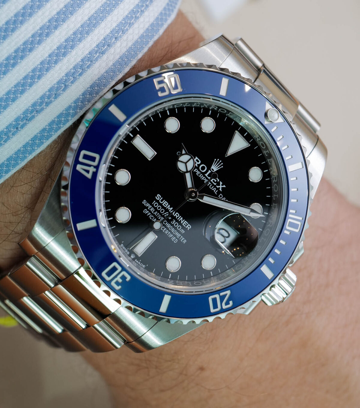Replica Rolex Submariner "Cookie Monster" 41mm Black Dial 126619LB - Best shop to buy a Fake Rolex