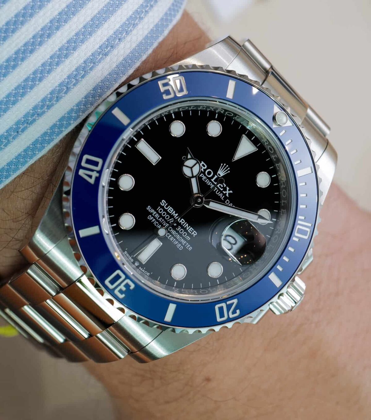 Replica Rolex Submariner 126619LB 41mm Black Dial - Best shop to buy a Fake Rolex