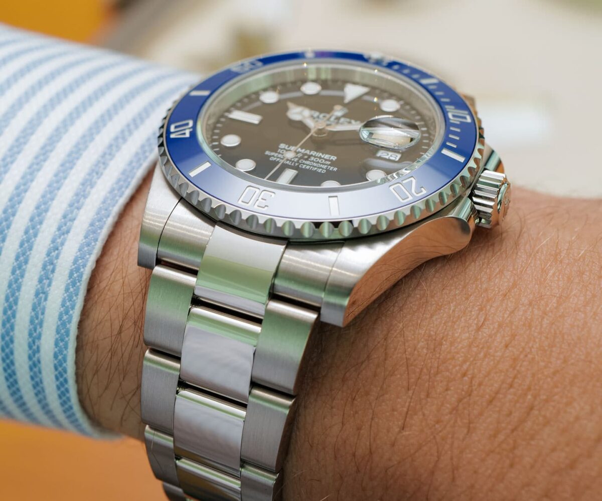 Replica Rolex Submariner 126619LB 41mm Black Dial - Best shop to buy a Fake Rolex