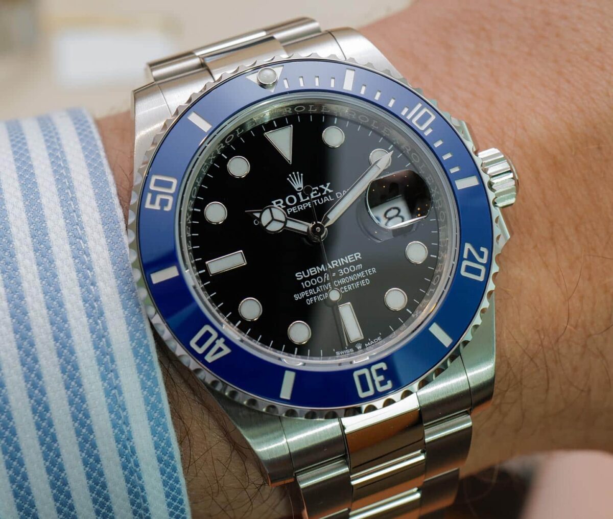 Replica Rolex Submariner 126619LB 41mm Black Dial - Best shop to buy a Fake Rolex