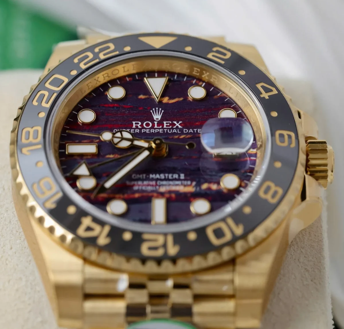 Replica Rolex GMT-Master II 40 mm 126718GRNR Tiger Iron Dial - Image 6