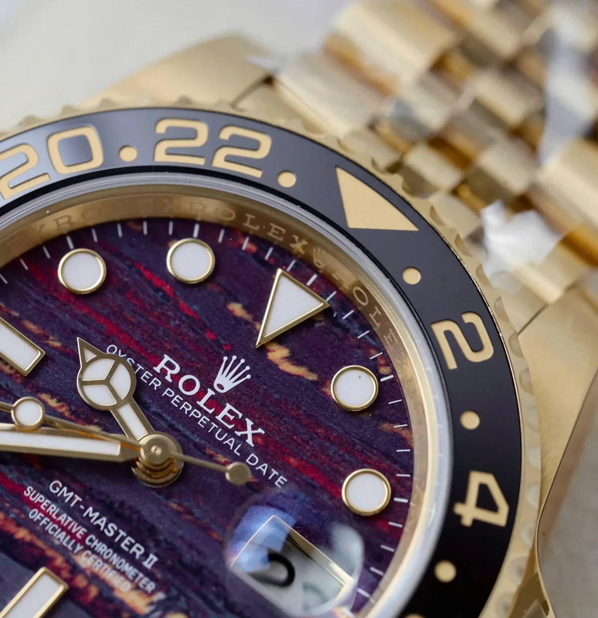 Replica Rolex GMT-Master II 40 mm 126718GRNR Tiger Iron Dial - Image 8