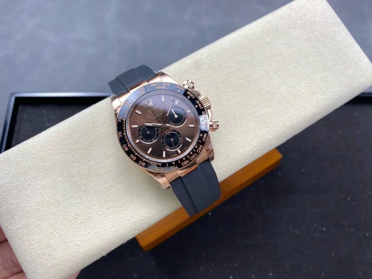 Replica Rolex Daytona 40 mm 126515LN Bright Chocolate Dial - Image 2