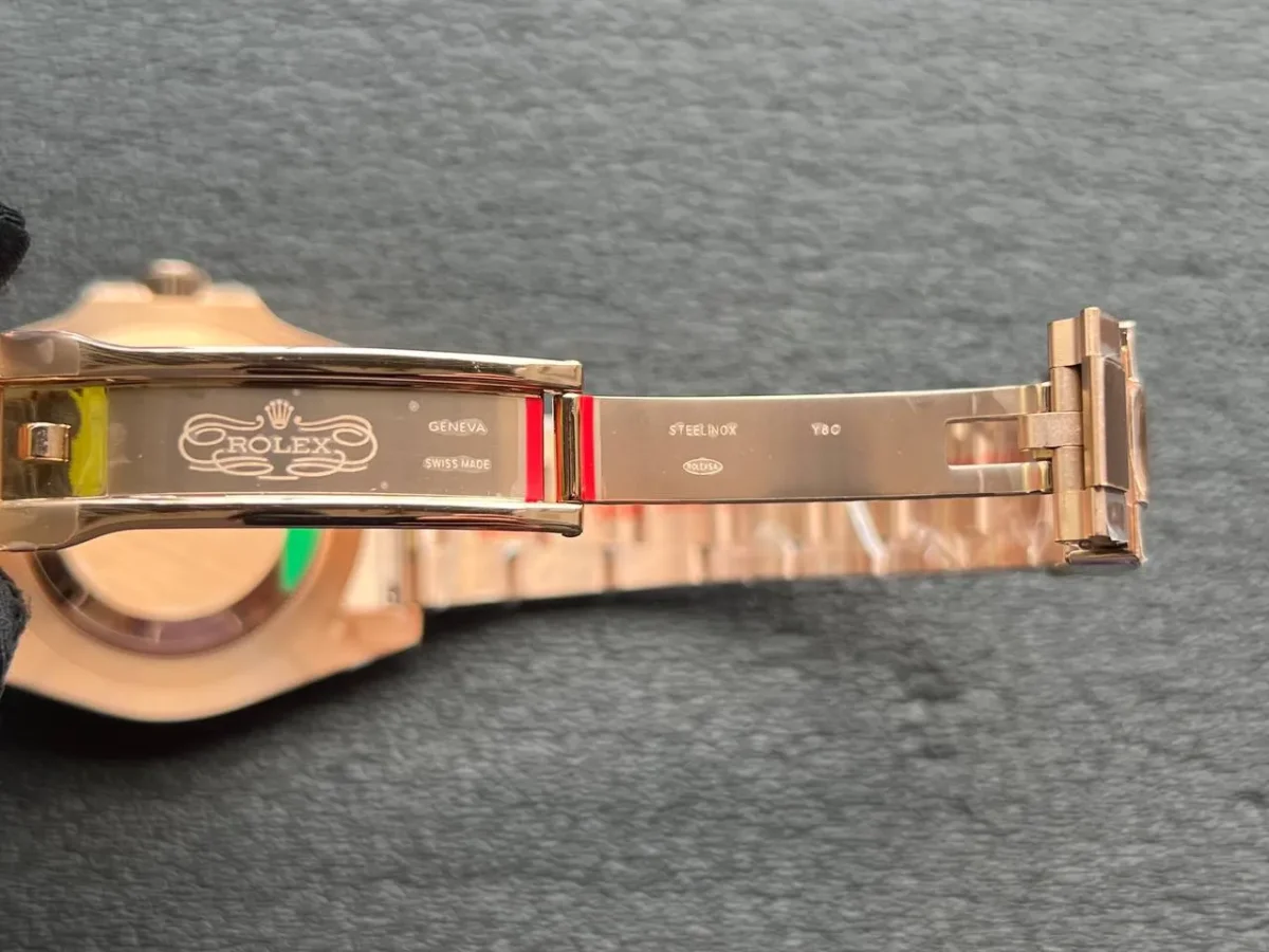Replica Rolex GMT-Master II 40 mm 126715CHNR Tiger Iron Dial - Image 5
