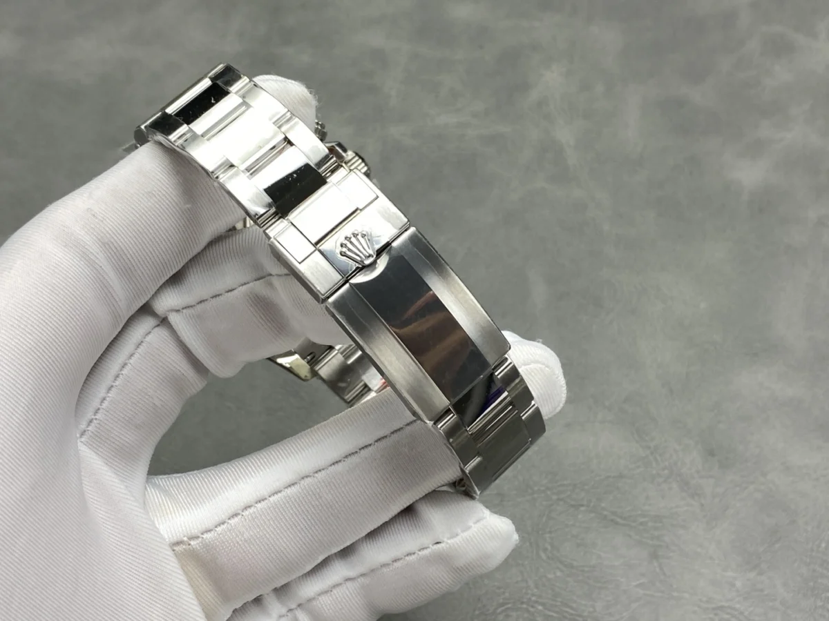 Replica Rolex Cosmograph Daytona series m126506-0001 40mm - Image 4
