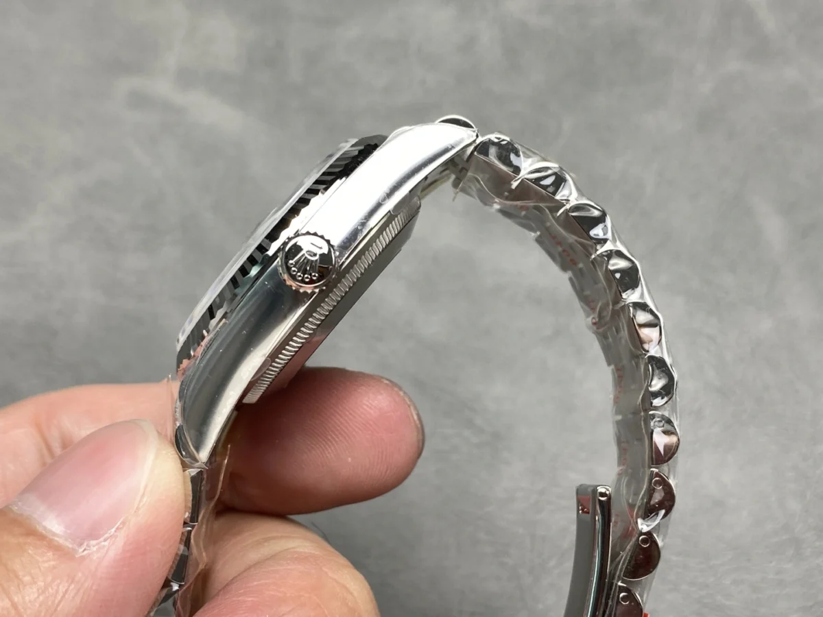 Replica Rolex Datejust m126234-0037 36mm - Image 4