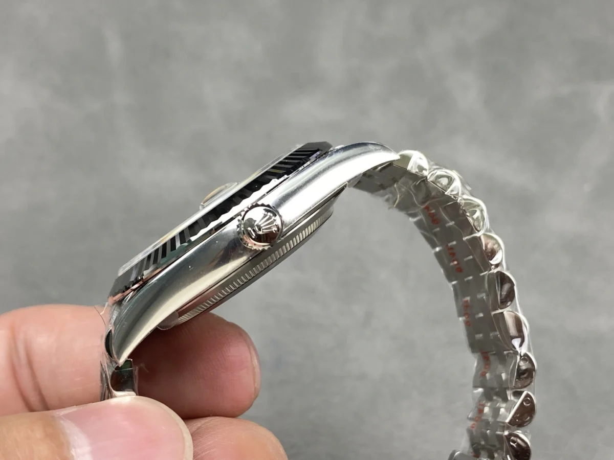 Replica Rolex Datejust m126334-0030 41mm - Image 4