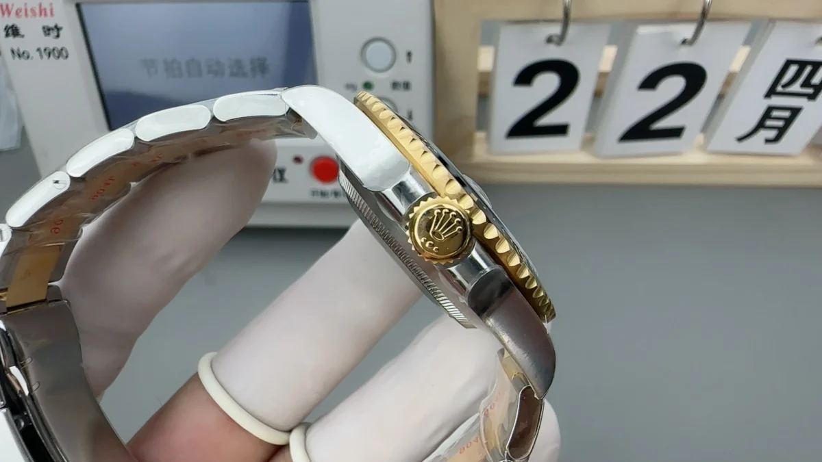 Replica Rolex Submariner series m126613ln-0002 41mm - Image 7